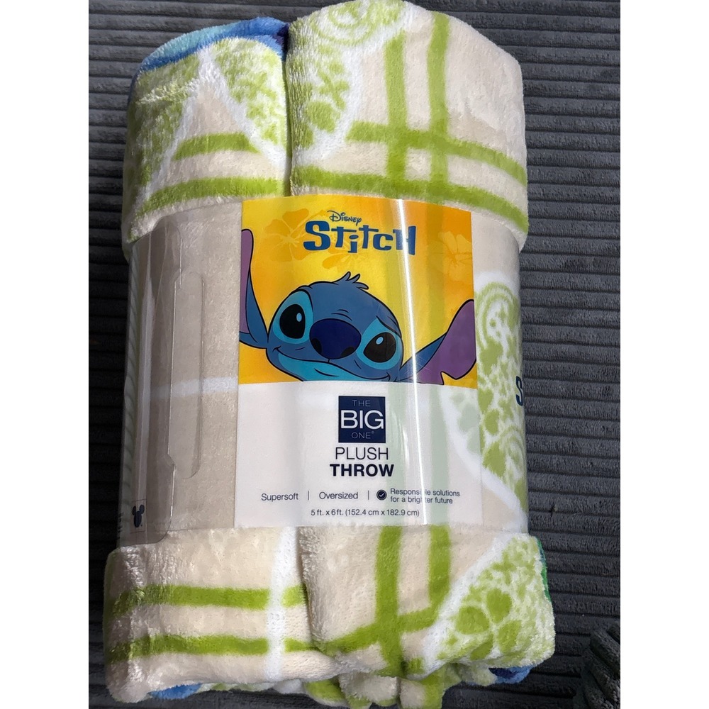 Disney Stitch St Patricks Day Plush Throw Blanket The Big One 60x72 Shamrock
